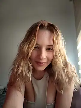 Sophy Bunny online show from 4, 12, 2024