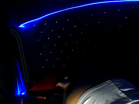 Snapshot of msyvette1970@xh chatting on 2, 2, 2025 msyvette1970xh online show from 2, 2, 2025