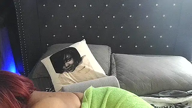 Snapshot of msyvette1970@xh chatting on 24, 1, 2025 msyvette1970xh online show from 24, 1, 2025