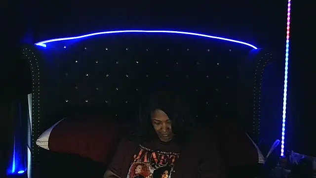 Snapshot of msyvette1970@xh chatting on 8, 2, 2025 msyvette1970xh online show from 8, 2, 2025