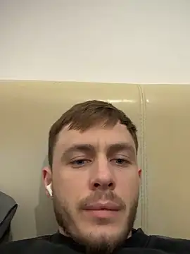 Snapshot of Julian128 chatting on 23, 2, 2025 Julian128 online show from 23, 2, 2025