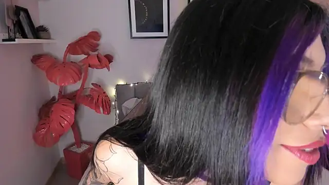 Violetta Nur online show from 7, 2, 2026