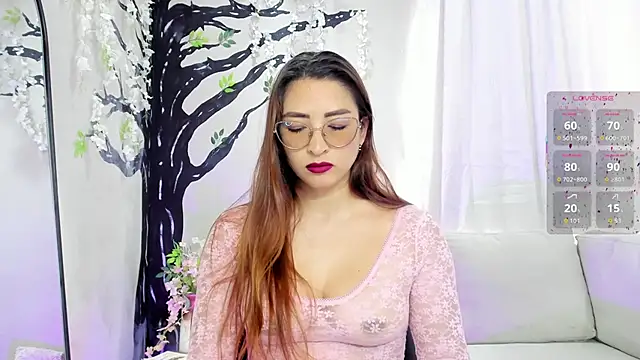  LaraMom  online show from 27, 10, 2025