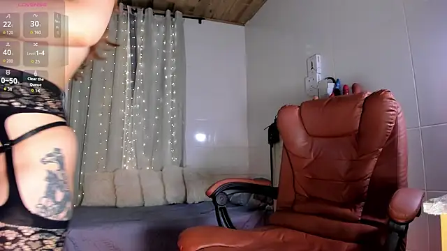 Chica hot dirty online show from 24, 7, 2026