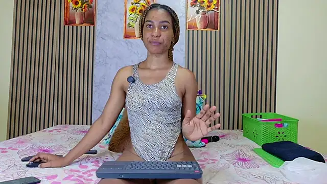 Snapshot of Amarantha_love69 chatting on 26, 6, 2026 Amarantha love69 online show from 26, 6, 2026