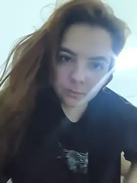 Snapshot of Bruninha_Hot10 chatting on 14, 6, 2026 Bruninha Hot10 online show from 14, 6, 2026