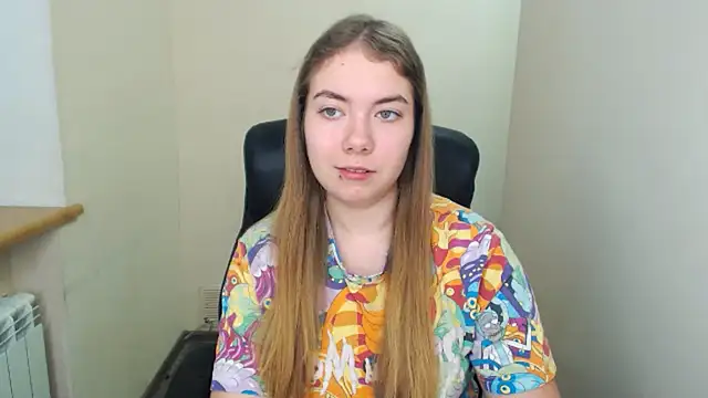 zoey deuttch online show from 19, 12, 2024