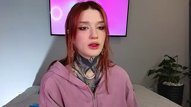 SophieInkk online show from 7, 11, 2025