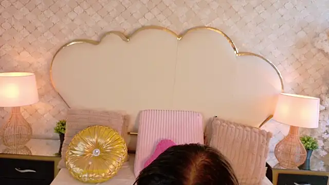 Snapshot of MayraVegas chatting on 27, 5, 2026 MayraVegas online show from 27, 5, 2026