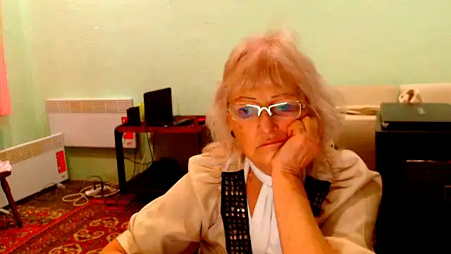 Natali7634 online show from 5, 12, 2025