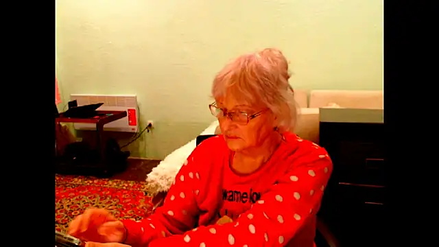 Natali7634 online show from 7, 10, 2025