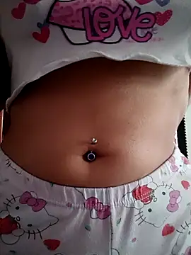 tiffani  love online show from 8, 4, 2026