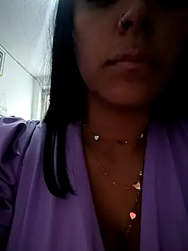 tiffani  love online show from 22, 2, 2026