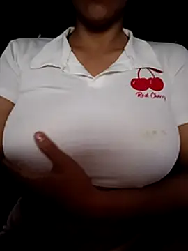 tiffani  love online show from 15, 2, 2026