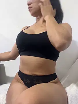 lulu kis online show from 18, 11, 2025