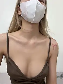 Lucy-Gold online show from 13, 4, 2026