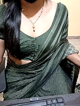 Snapshot of Nithya_05 chatting on 4, 11, 2025 Nithya 05 online show from 4, 11, 2025