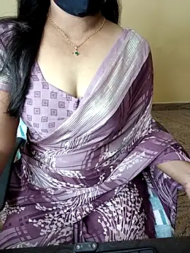 Snapshot of Nithya_05 chatting on 27, 11, 2025 Nithya 05 online show from 27, 11, 2025