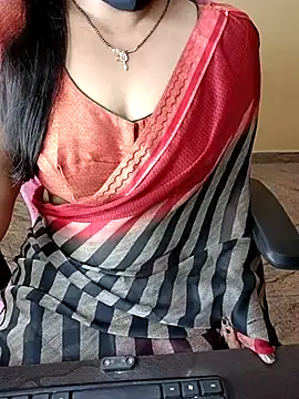 Snapshot of Nithya_05 chatting on 14, 1, 2026 Nithya 05 online show from 14, 1, 2026