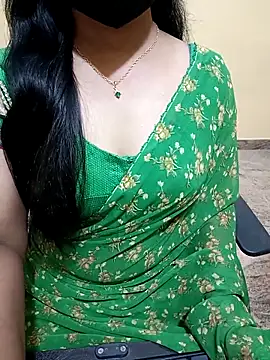 Snapshot of Nithya_05 chatting on 14, 10, 2025 Nithya 05 online show from 14, 10, 2025