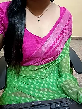 Snapshot of Nithya_05 chatting on 25, 9, 2025 Nithya 05 online show from 25, 9, 2025