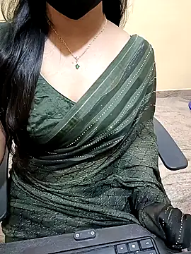 Snapshot of Nithya_05 chatting on 16, 9, 2025 Nithya 05 online show from 16, 9, 2025