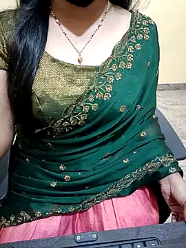 Snapshot of Nithya_05 chatting on 5, 11, 2025 Nithya 05 online show from 5, 11, 2025