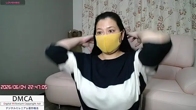 Snapshot of __RAN-RAN__ chatting on 4, 6, 2026 RAN-RAN online show from 4, 6, 2026