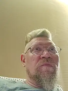 Pol1074 online show from 19, 4, 2026