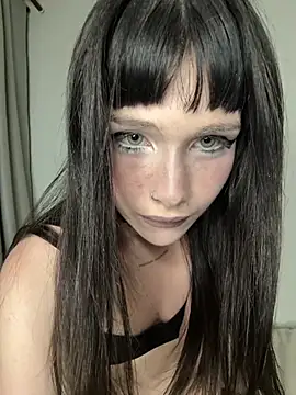 CherryCrystall online show from 19, 7, 2026