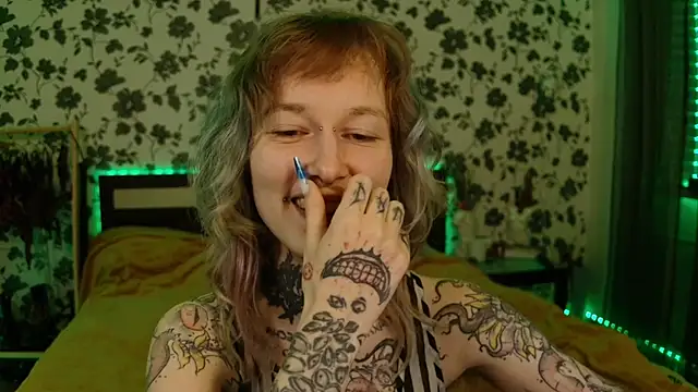 Littlespacemouse online show from 19, 10, 2025