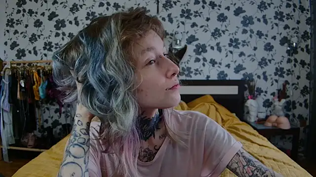 Littlespacemouse online show from 10, 10, 2025