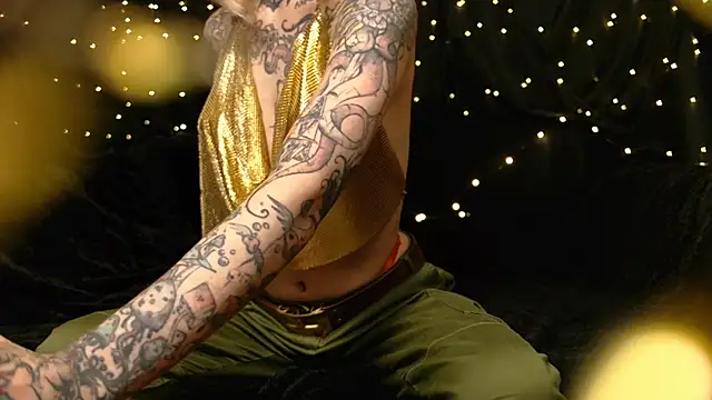 Littlespacemouse online show from 27, 10, 2025