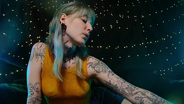 Littlespacemouse online show from 11, 1, 2026