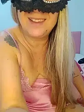 titiasexy online show from 2, 7, 2026