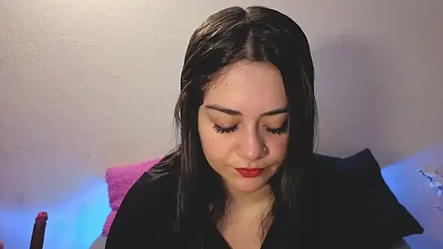 nahomi sweett online show from 12, 7, 2026
