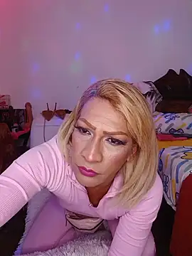 Snapshot of Candy-love87 chatting on 15, 5, 2026 Candy-love87 online show from 15, 5, 2026