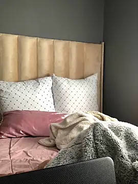 Snapshot of Nicole_Liam_ chatting on 7, 10, 2025 Nicole Liam online show from 7, 10, 2025