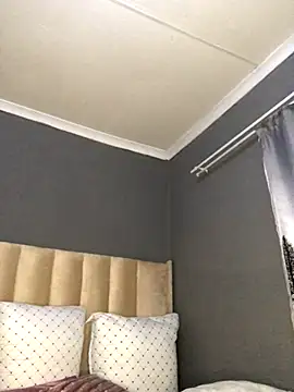 Snapshot of Nicole_Liam_ chatting on 22, 10, 2025 Nicole Liam online show from 22, 10, 2025