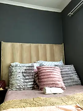 Snapshot of Nicole_Liam_ chatting on 3, 11, 2025 Nicole Liam online show from 3, 11, 2025