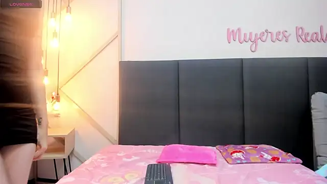 AlissonMartin online show from 26, 2, 2025