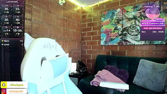 Snapshot of sofiaalopez2 chatting on 23, 1, 2025 sofiaalopez2 online show from 23, 1, 2025