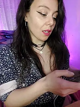 Kimiechanuwu online show from 12, 2, 2026