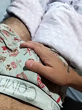 Snapshot of 19suhh chatting on 7, 3, 2026 19suhh online show from 7, 3, 2026