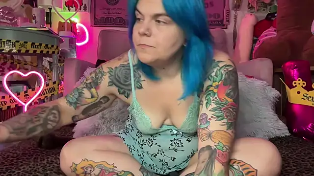 CherryBombBomb online show from 16, 11, 2025