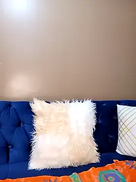 Ayrella02 online show from 6, 12, 2024