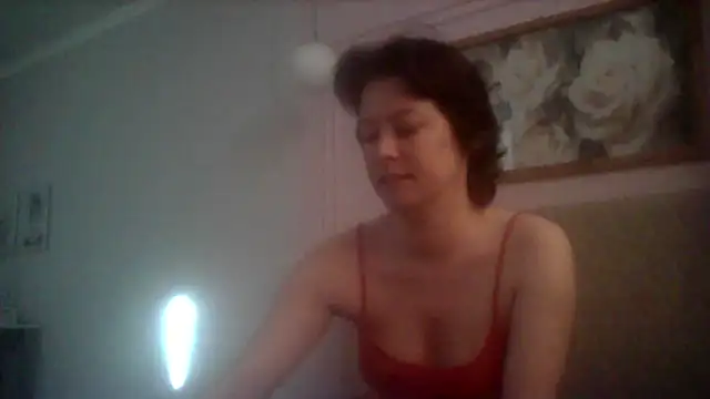 Snapshot of SunElizabeth chatting on 11, 7, 2026 SunElizabeth online show from 11, 7, 2026