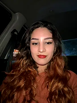 Mon Cherry online show from 5, 11, 2025