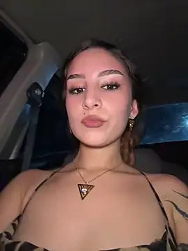 Mon Cherry online show from 12, 11, 2025