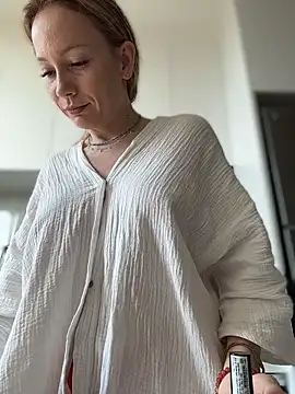 LavenderHot online show from 17, 3, 2026